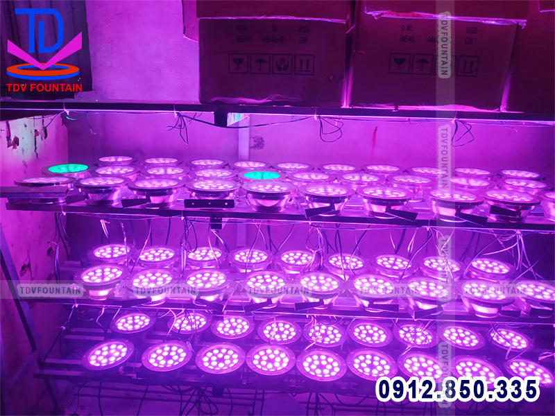 Sản xuất đèn Led âm nước