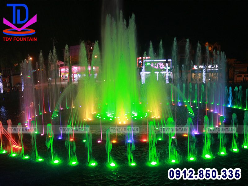 Đài phun nước đền thờ liệt sỹ Phổ Yên