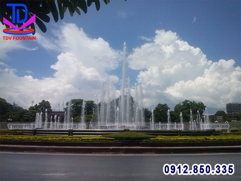 Đài phun nước vòng xuyến Thái Nguyên