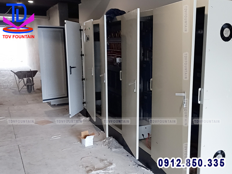 Hệ thống tủ điện điều khiển nhạc nước ma trận