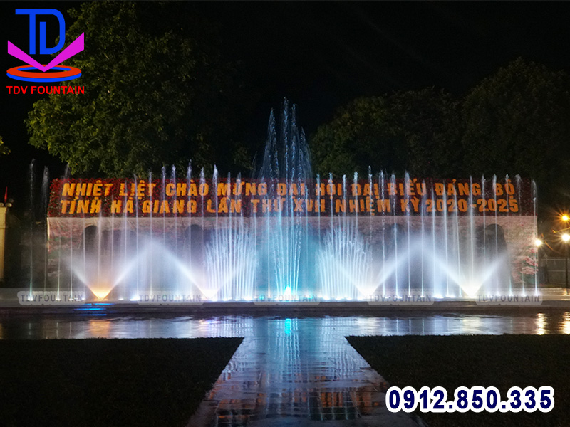 Hiệu ứng biến hình quảng trường nhạc nước 26/3