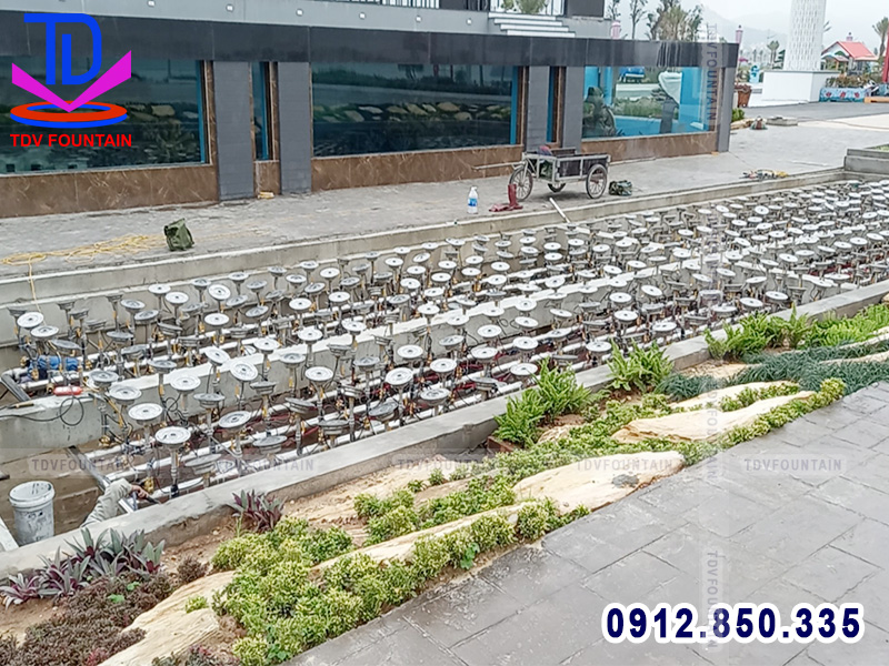 Lắp đặt thiết bị sàn nhạc nước ma trận KĐT Phương Đông