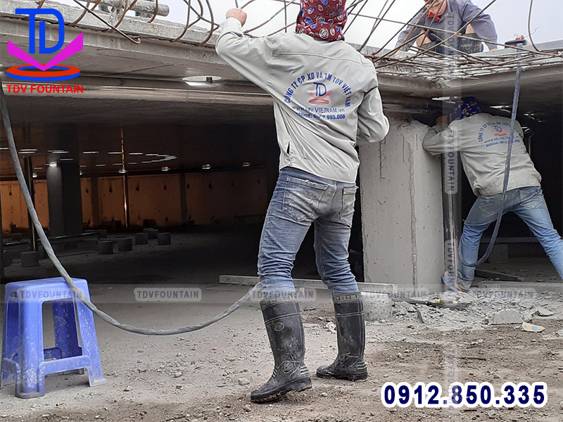 Thi công sàn nhạc nước khu đô thị Phương Đông