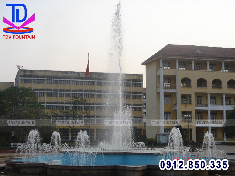 Thi công đài phun nước trường đại học sư phạm Thái Nguyên