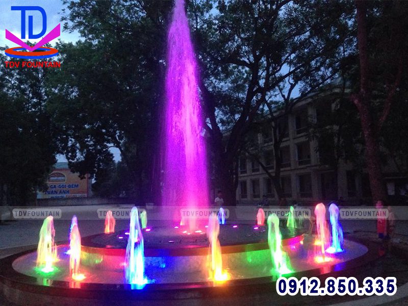 Thi công đài phun nước trường THPT Phan Đăng Lưu