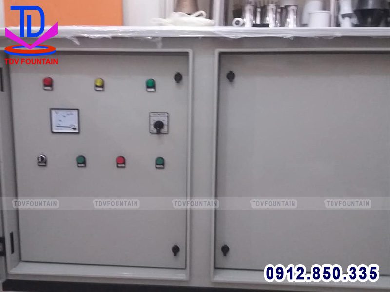 Tủ điện điều khiển đài phun