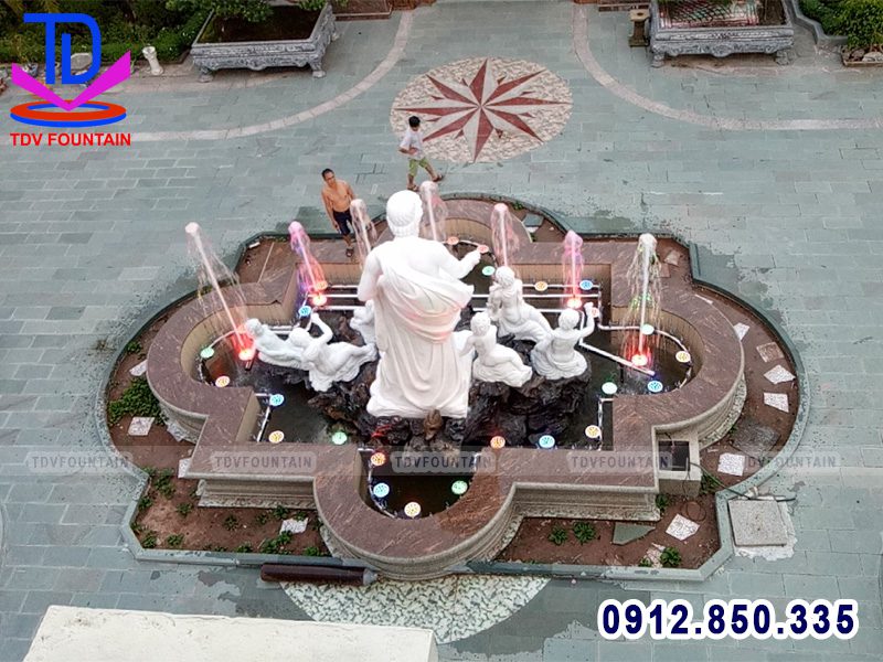 Đài phun nước lâu đài Lan Khoa Khuê Hải Hậu