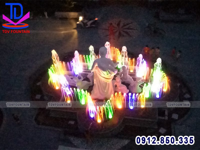 Đài phun nước lâu đài Lan Khoa Khuê