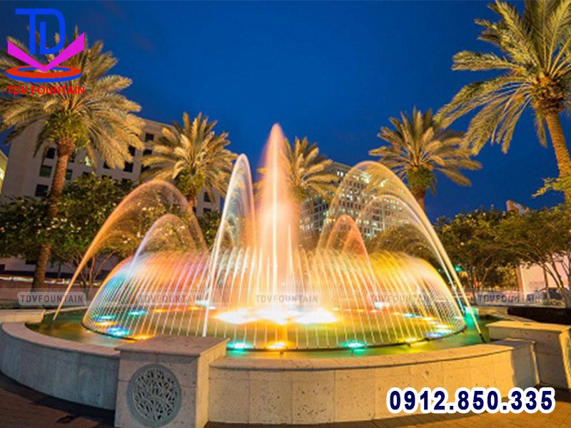 Đài phun nước hình tròn lắp cho trường học