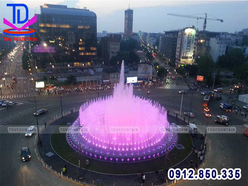 Đài phun nước hình tròn lắp cho vòng xuyến