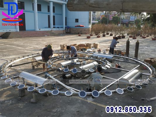 Thi công hệ thống phao nổi trên hồ huyện Giao Thủy