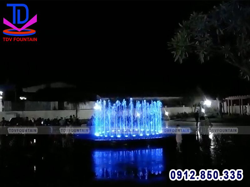 Giàn phun tia nước hình tròn