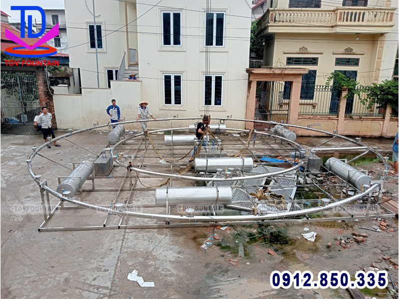 Thi công thiết bị đài phun nước phao nổi