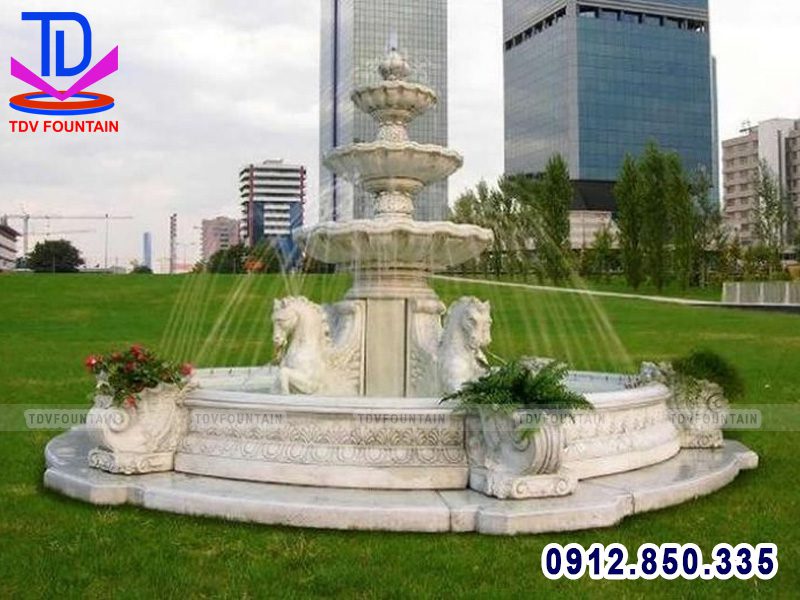 Đài phun nước bằng đá nguyên khối