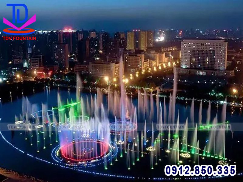 Đài phun nước phao nổi lắp cho quảng trường