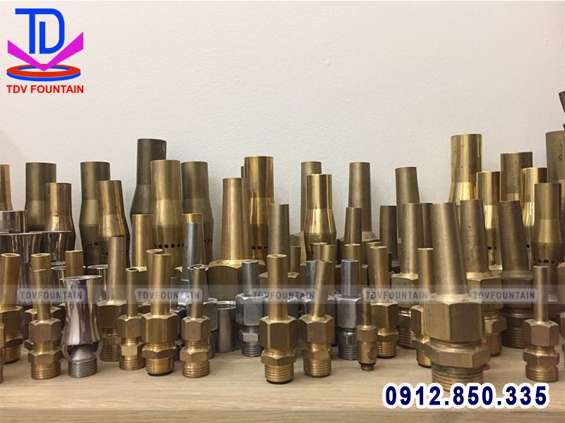 Đầu phun tia nước bằng Inox đủ kích thước