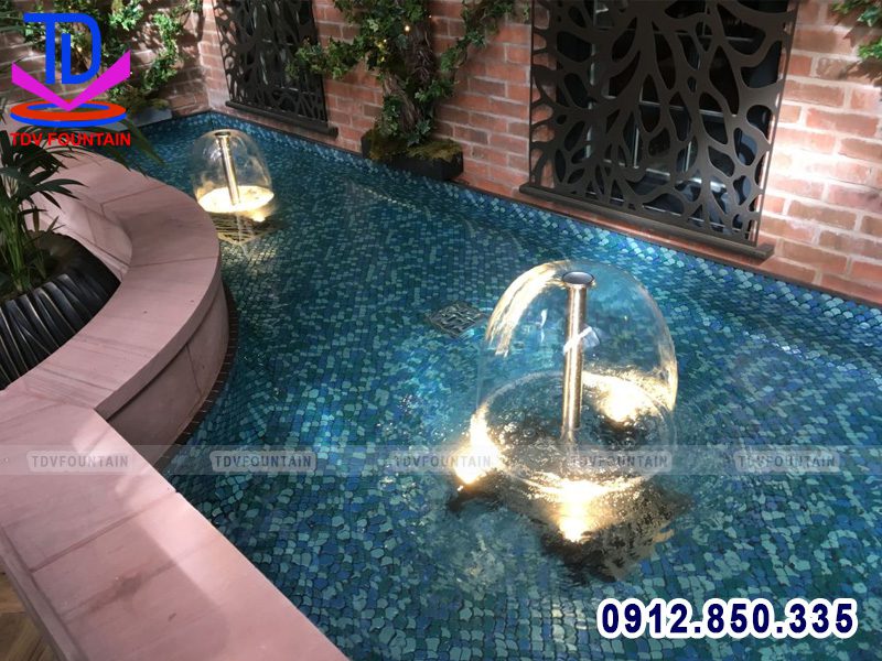 Lắp đặt đầu phun nước hình nấm cho sân vườn