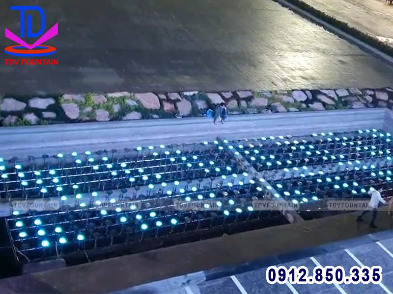 Lập trình điều khiển màu đèn âm nước DMX cho sàn nhạc nước