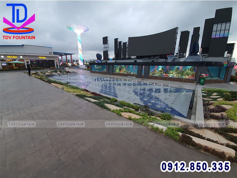 Chạy thử hoạt động thiết bị sân phun nước
