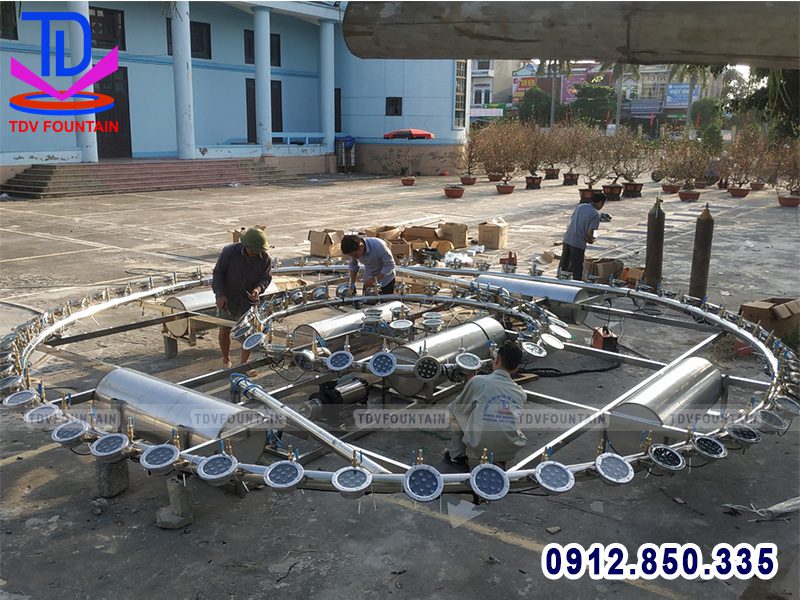 Lắp đặt hoàn thiện giàn phun nước phao nổi
