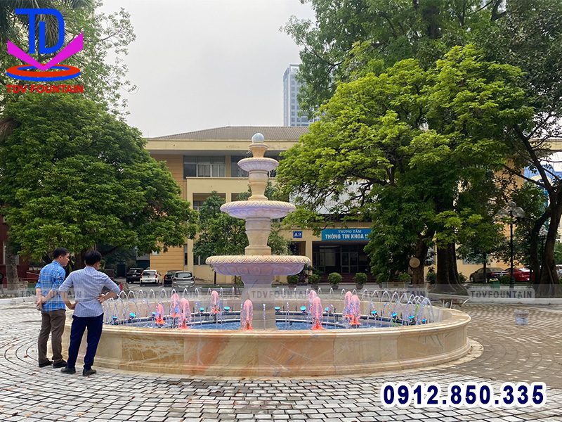 Test thử hoạt động đài phun nước trước khi bàn giao