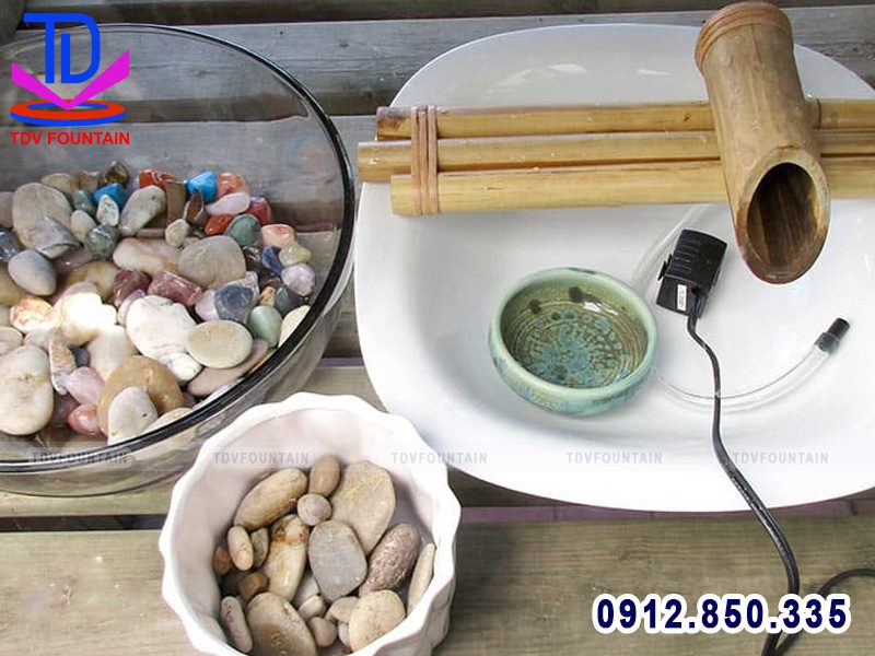 Đài phun nước bằng tre cho mèo