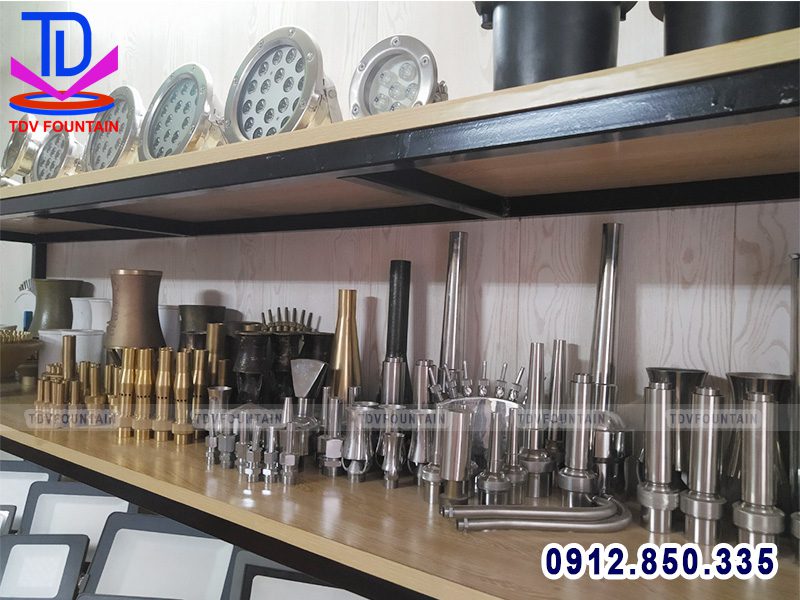 Phụ kiện vòi phun đài phun nước