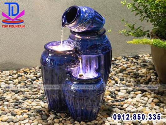 Đài phun nước bằng lu gốm