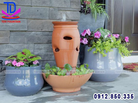 Đài phun nước mini từ chậu gốm