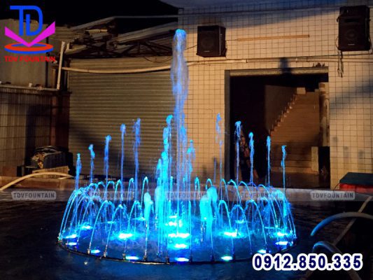 Mẫu nhạc nước bể tròn mini lắp cho sân vườn