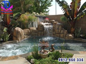 Thác nước phong thủy lắp cho sân vườn