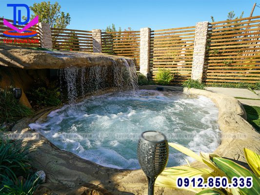 Thiết kế thác nước cho khu vực bể bơi