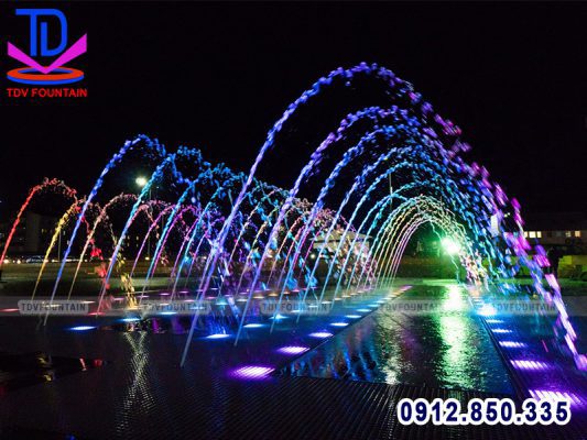Mái vòm phun nước lắp cho sàn nhạc nước