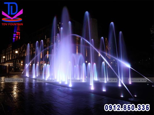 Sàn phun nước sảnh khách sạn