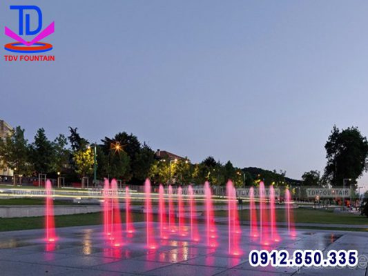Mẫu đài phun nước âm sàn đẹp lắp quảng trường
