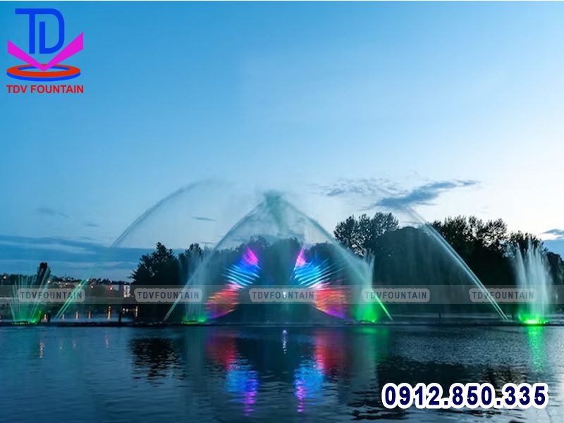 Thiết kế thi công đài phun nước trên hồ lớn
