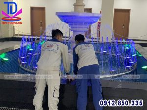Đài phun nước trong nhà BTK Hải quân - Hải Phòng 1