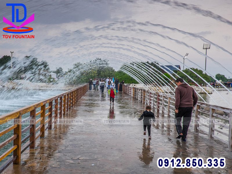 Hệ thống phun nước trên cầu