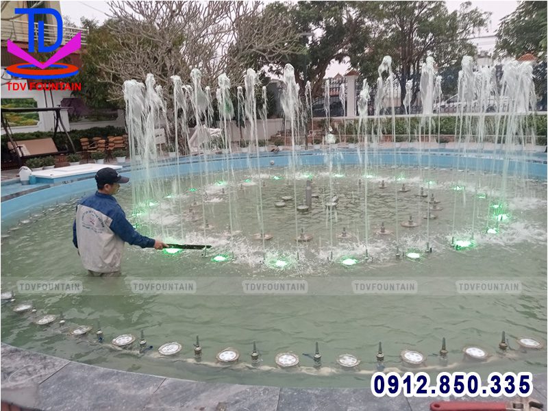 Đài phun nước lập trình kích nhạc chi phí thấp
