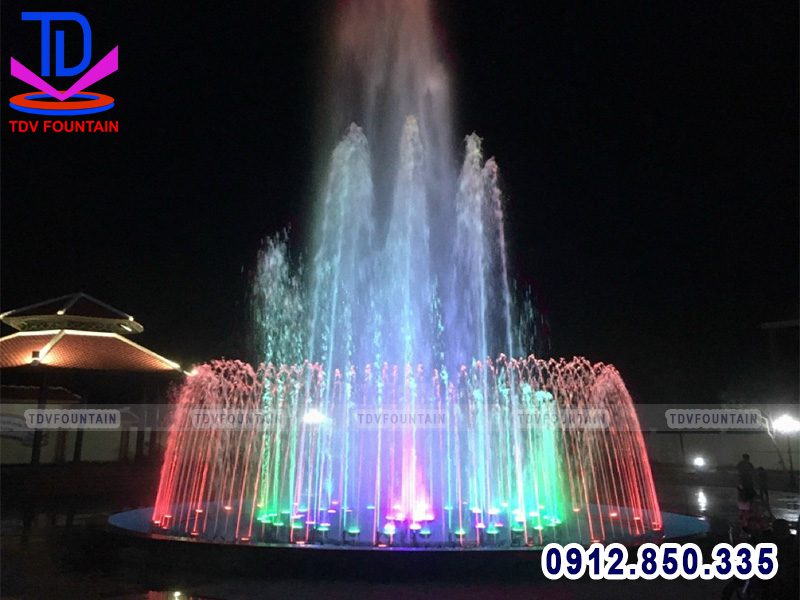 Đài phun nước nhà văn hóa tại Huế