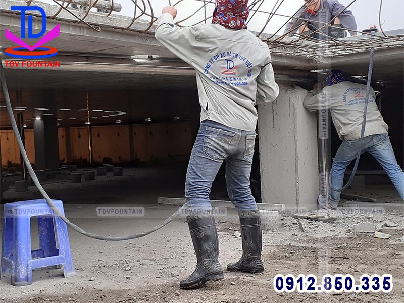 Lắp đặt sàn nhạc nước khu đô thị Phương Đông