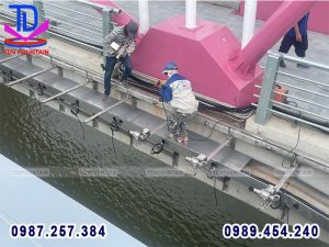 Lắp đặt hệ thống phun nước cống Cái Khế - Cần Thơ