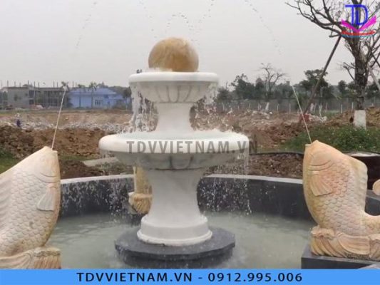 Tại sao nên sử dụng trụ đá phun nước cho công trình