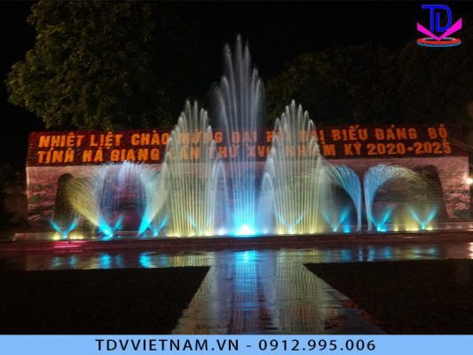 mẫu nhạc nước phố đi bộ