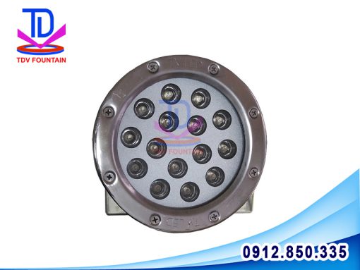 Mẫu đèn âm nước làm hoạt động trong môi trường có độ ẩm cao