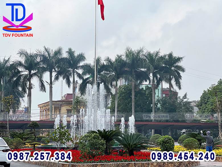 Hiệu ứng nước và ánh sáng hoạt động đồng bộ
