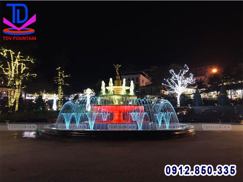 dai-phun-nuoc-be-tron-lap-cho-vong-xuyen.jpg dai phun nuoc be tron lap cho vong