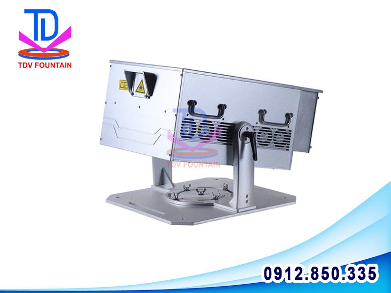 den-chieu-laser-lap-he-thong-nhac-nuoc.jpg den chieu laser lap he thong nhac nuoc