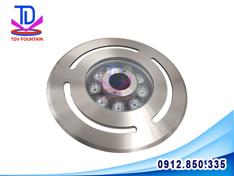 den-led-chiu-nuoc-27w-co-lo-1.jpg den led chiu nuoc 27w co lo 1