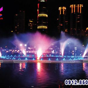 lap voi phun hinh quat cung dong co mua vay 3d